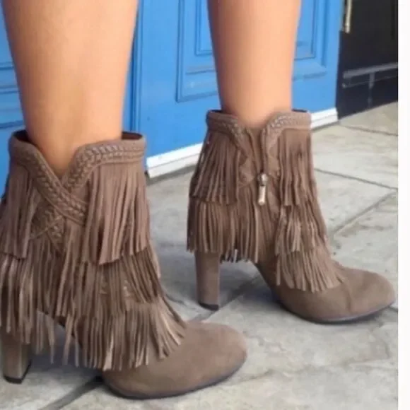 Women’s SAM EDELMAN Kaleb Taupe HEELED FRINGE Bootie Size 8 - Picture 1 of 9